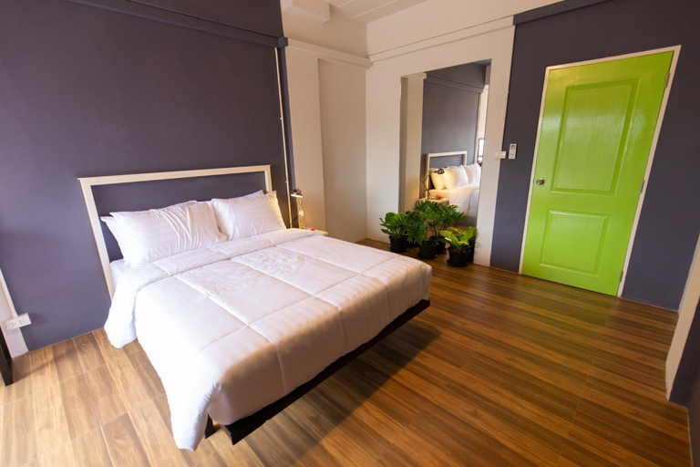 Bedroom 8