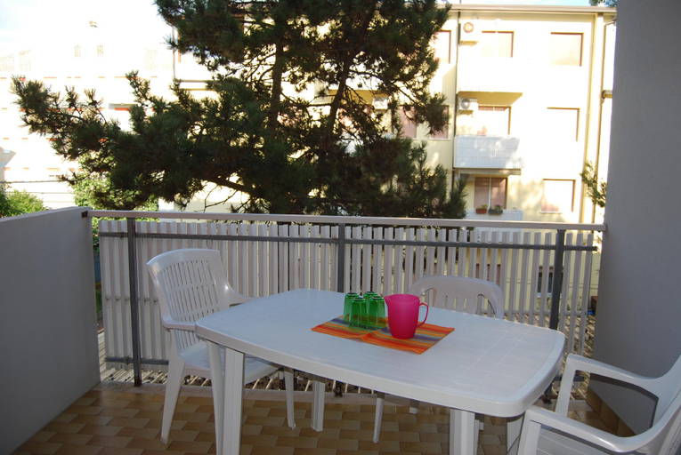 Others 4, Beautiful Two - Bedroom Apartment with Balcony - By Beahost Rentals, Venezia