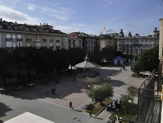Others 4, Plaza Pombo B&B - Hostal, Cantabria