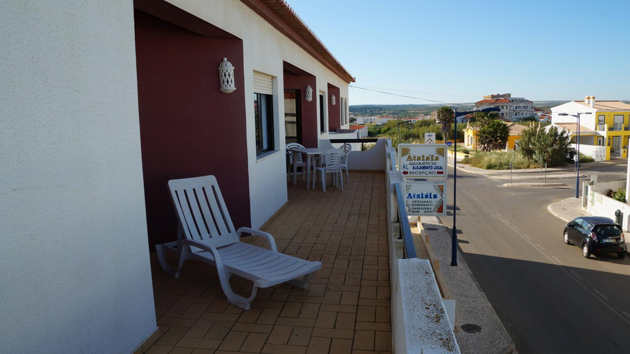 Others 5, Apartamentos Atalaia, Vila do Bispo