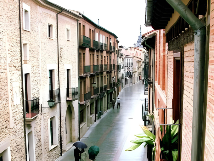 Others 2, Mayor 71- El Hostalito, Soria