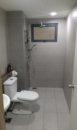Bathroom, Orak Suite @ Suria Residence, Shah Alam