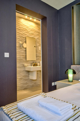 Others 3, Jules Suites, St Julian's