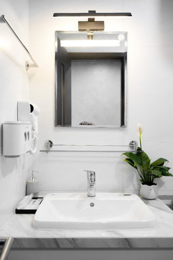 Bathroom, Fusion Gates Apartment, Ba Đình