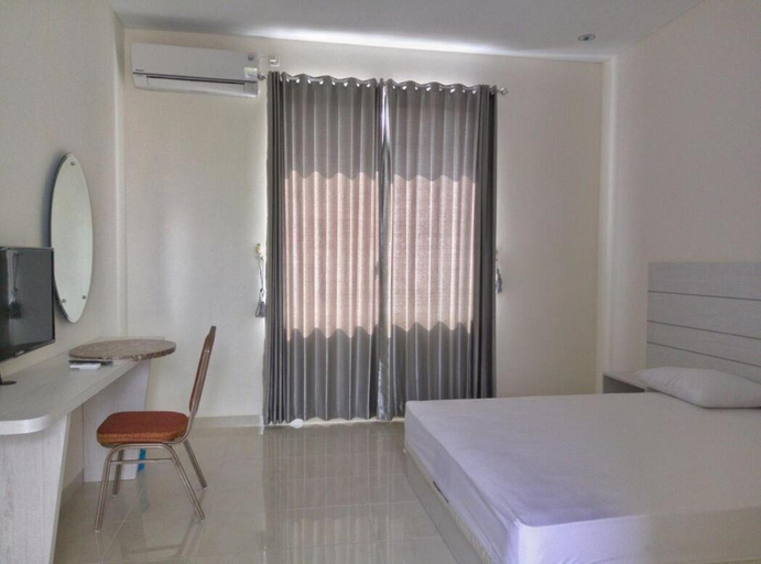 Bedroom 8