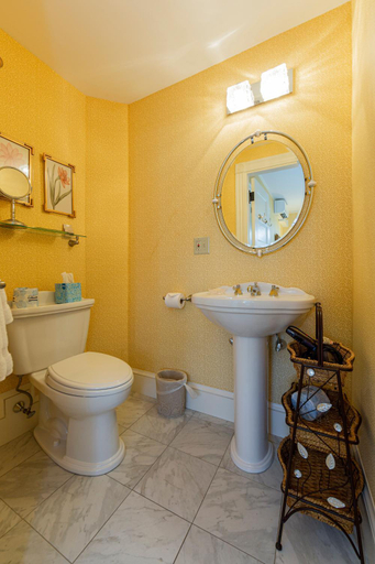 Bathroom 4