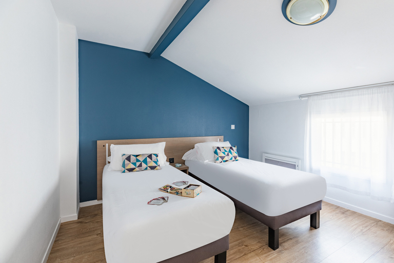 Bedroom 8