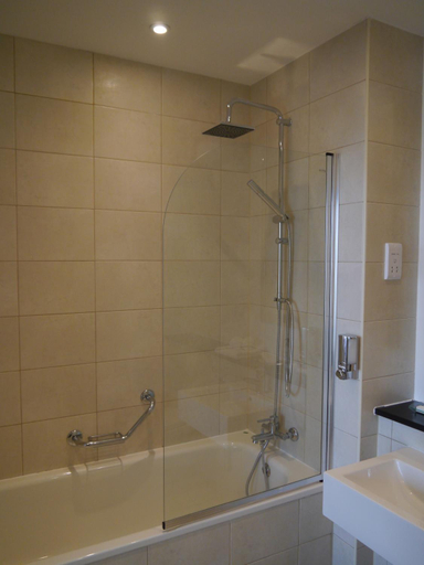 Bathroom 2, L3 Living@Merchant Quarters, Sefton