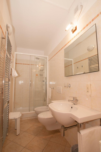 Bathroom 5