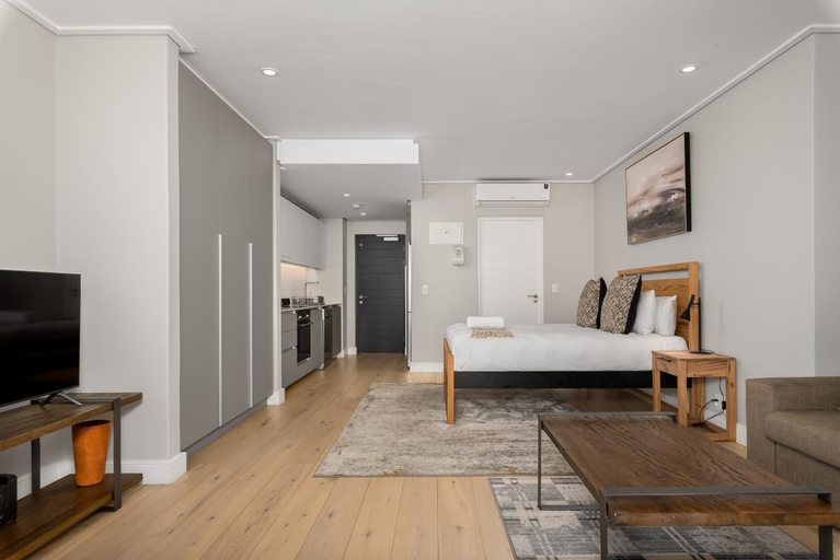 Others 4, 7 on Bantry Luxury Apartments, City of Cape Town