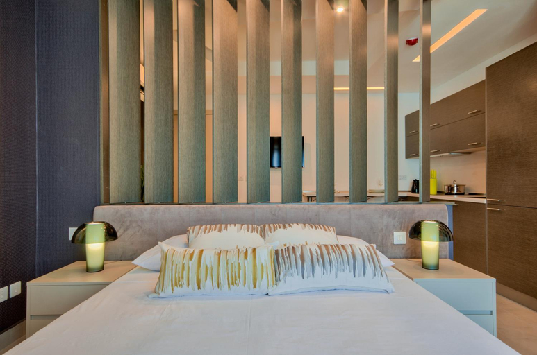 Others 5, Jules Suites, St Julian's