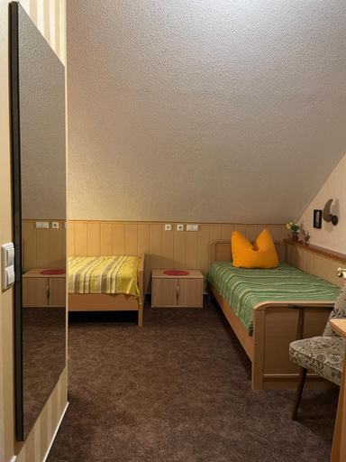 Bedroom 13