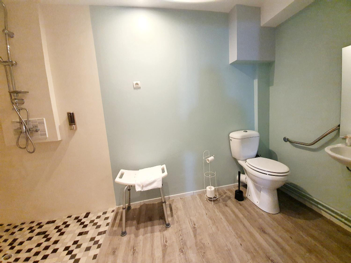 Bathroom 3