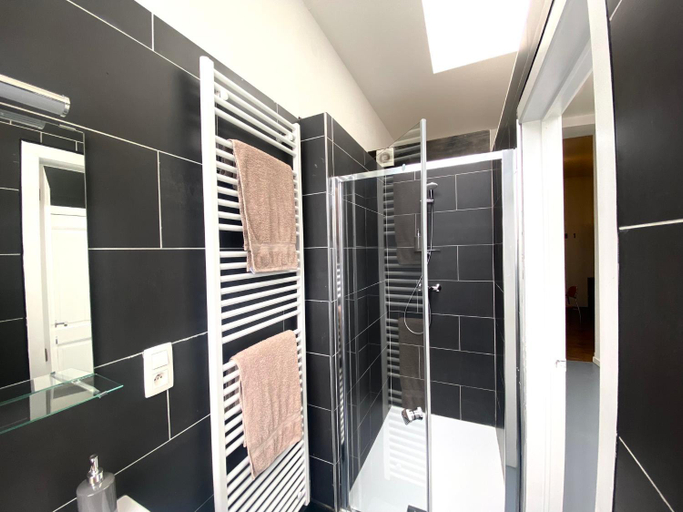 Others 3, Au logement mosan, Namur