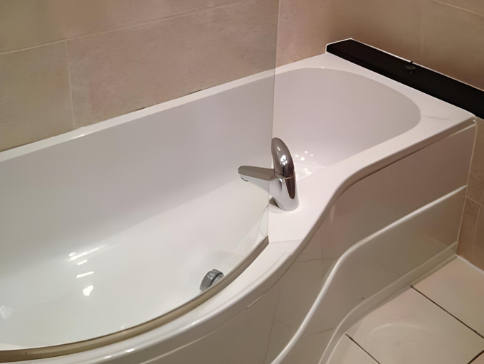 Bathroom 3, Tees Valley Apartments, Middlesbrough