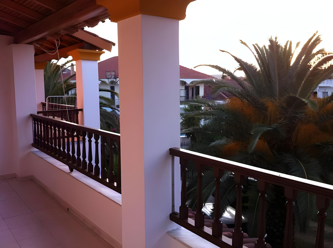 Others 4, Villa Sofia, Ionian Islands