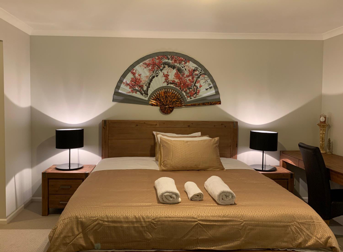 Bedroom 2, Apple House Truganina, Melbourne