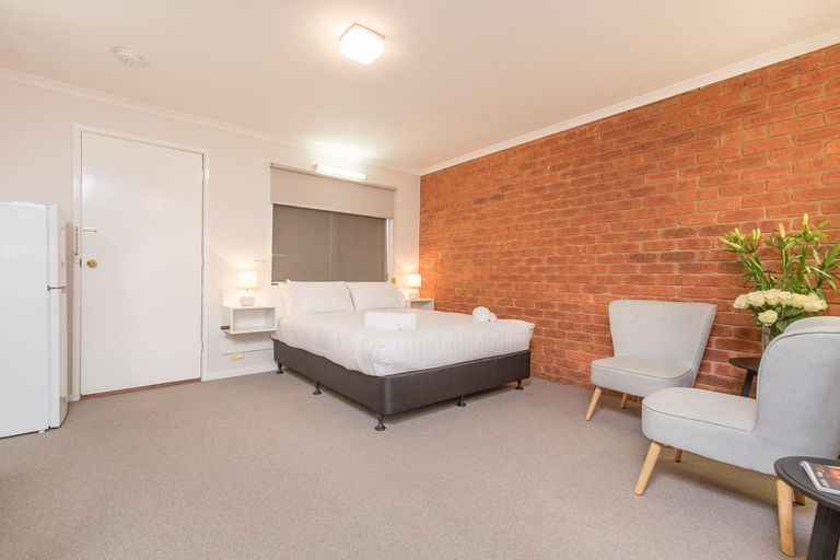 Bedroom 2, Mildura City Gate Motel, Mildura - Pt A
