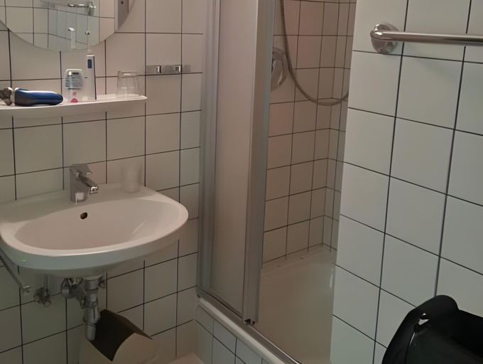Bathroom 2, Hotel - Landgasthof Winklehner, Amstetten