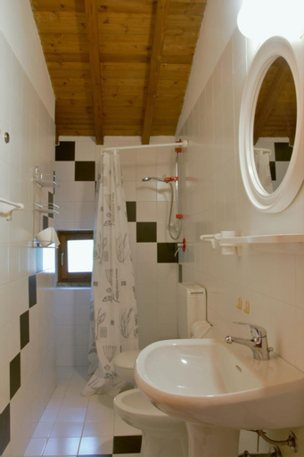 Bedroom 4, Apartment Ca' Pignoi-1 by Interhome, Verona