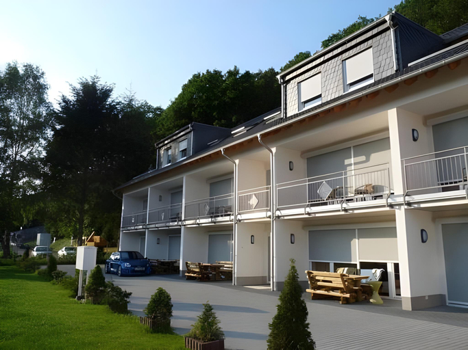 Others 4, Hotel an der Nordschleife, Ahrweiler