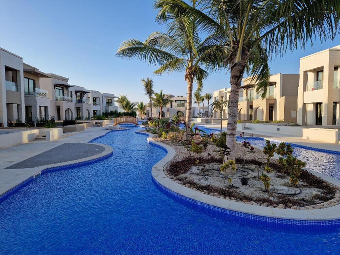 Swimming pool, Rivira Miko 1, Taqah
