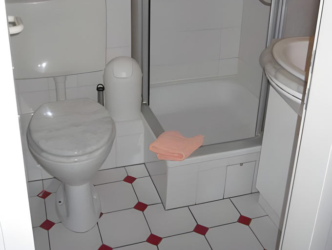 Bathroom 2, Privatvermietung Giese, Kiel