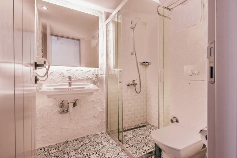 Bathroom 5, Sirius Mi Sun Paradise, Çeşme