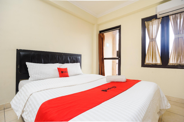 Bedroom 8