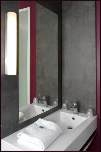 Bathroom 4