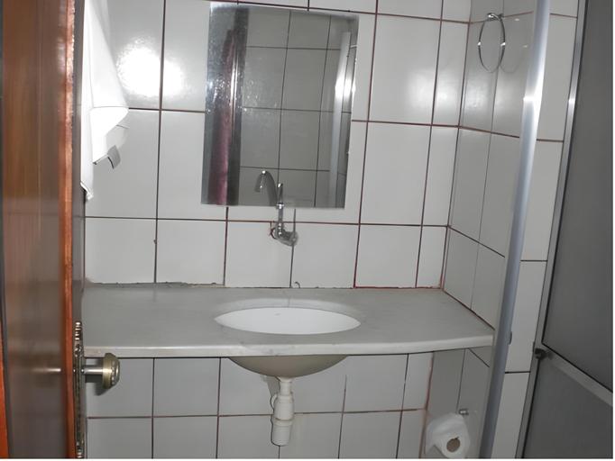Bathroom 1, Bica Pau Hotel, Caldas Novas