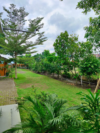 Others 2, Villa Strawberry Annisa Batu Malang, Malang