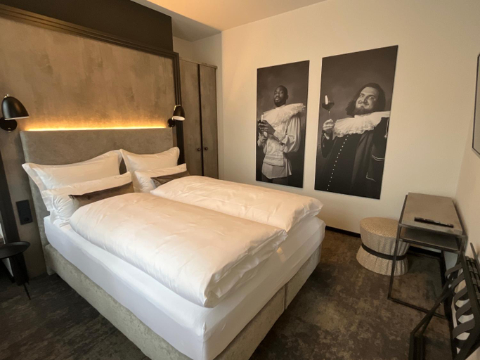 Bedroom 3, Boutiquehotel Burg Adenbach & Alter Weinbau, Ahrweiler