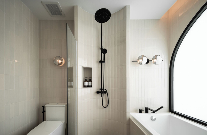 Bathroom 4, Halff Hotel, Muang Chanthaburi