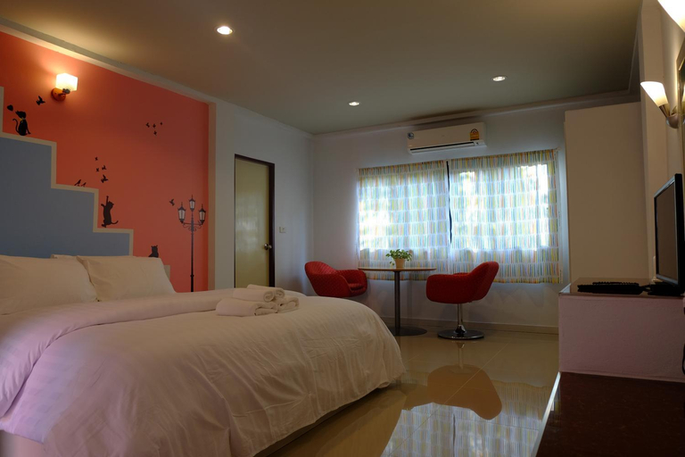 Bedroom 14