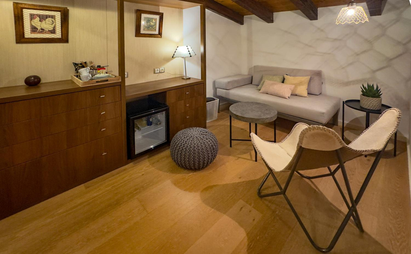 Bedroom 2, Hotel Rural Flor de Almendro, Huesca
