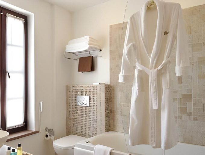 Bathroom 5, YundAntik Cunda Konaklari, Ayvalık