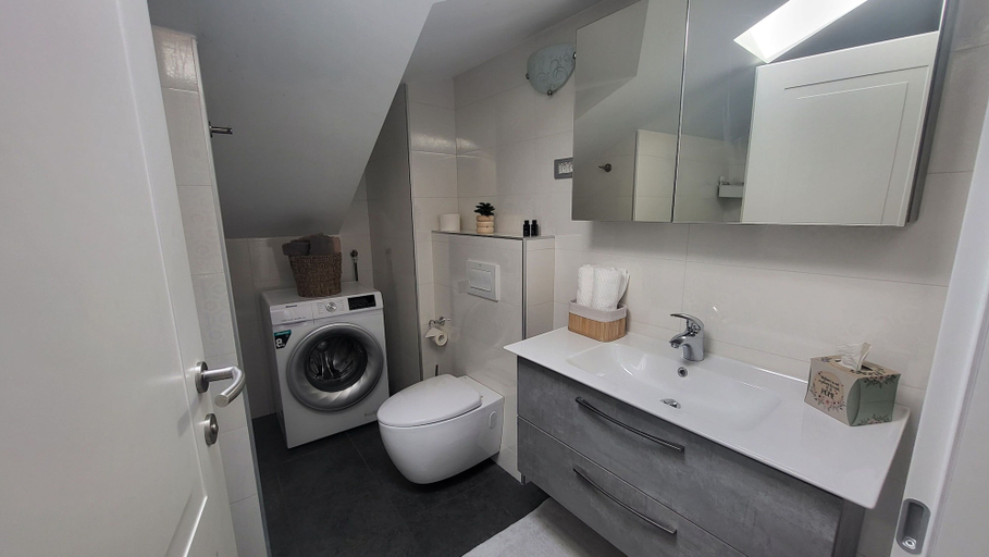 Bathroom, Apartment Bakar 2 Seaside Croatia, Bakar