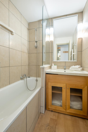 Bathroom 4, Residence Pierre & Vacances La Foret, Haute-Savoie
