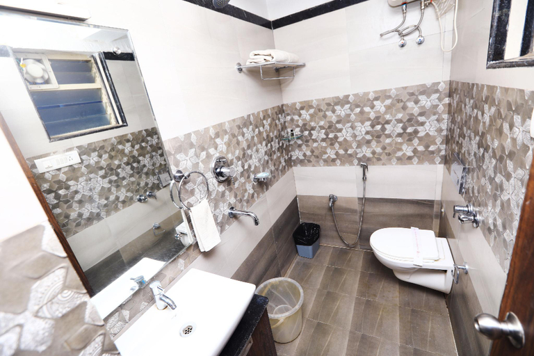 Bathroom 3, Hotel The Sun City, Khordha
