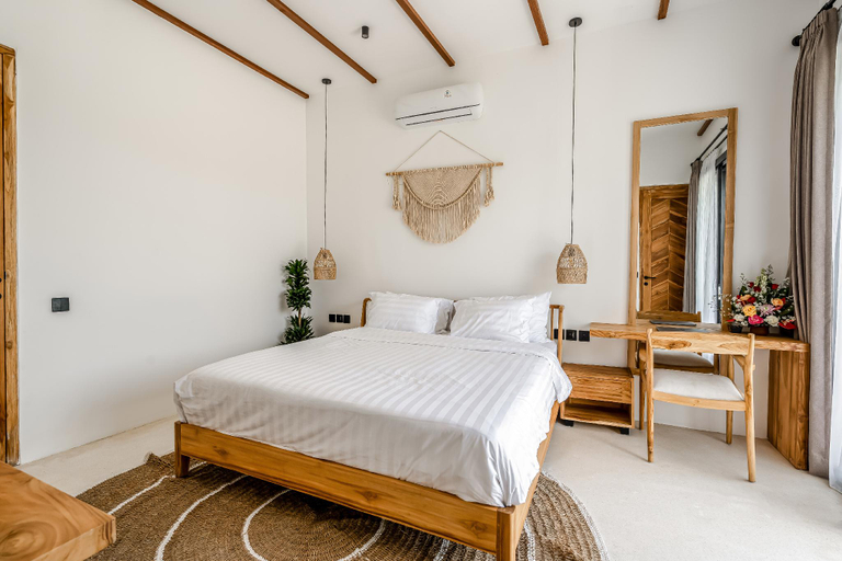Bedroom 3, Berapi Villa by EVDEkimi, Gianyar