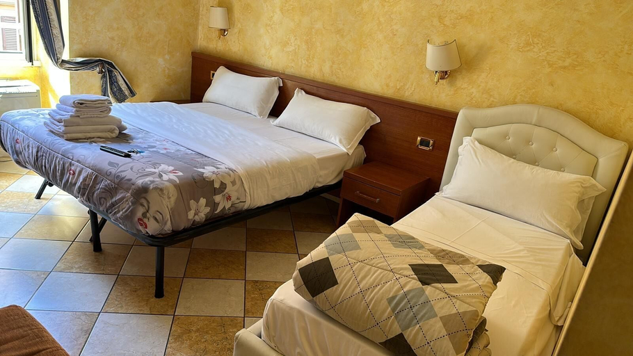 Bedroom 2, Rachael's Dowry Bed and Breakfast, Rome