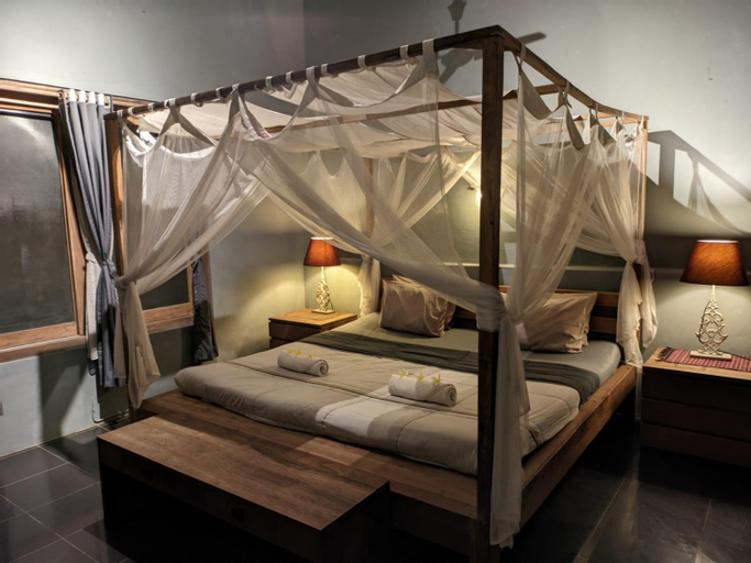 Bedroom 8