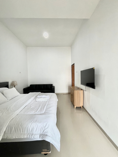 Bedroom 3, Mountain View Homestay 3BR with Mezzanine Near Dieng, Wonosobo