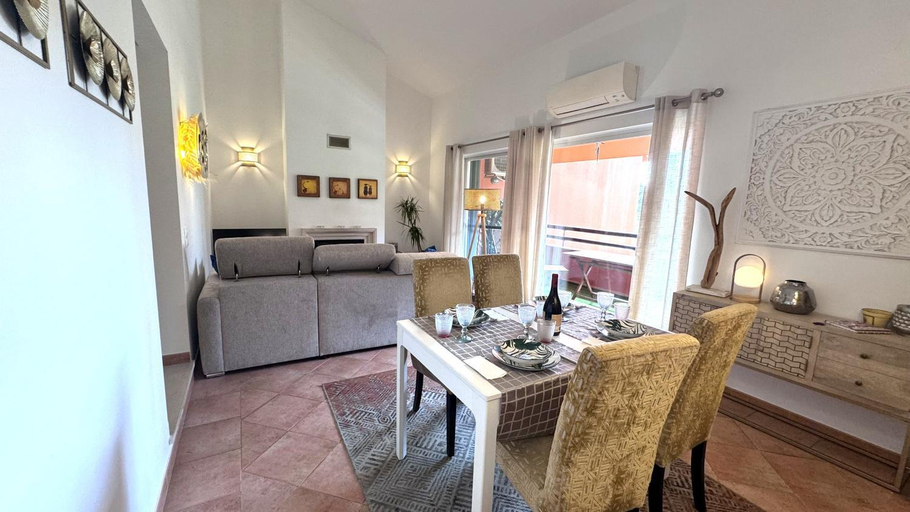 Oasis of Aroeira Golf & Beach House, Almada