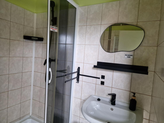 Bathroom 3, Penzion a Motobar 66 Bravantice, Nový Jičín