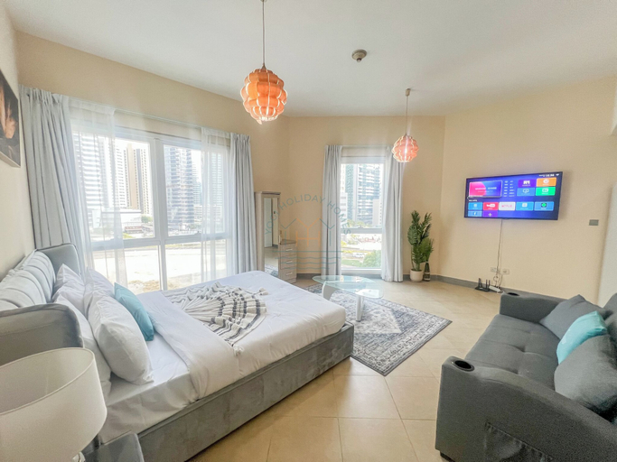 Others 5, Snug Studio With City Views, Perfect For Couples, Dubai