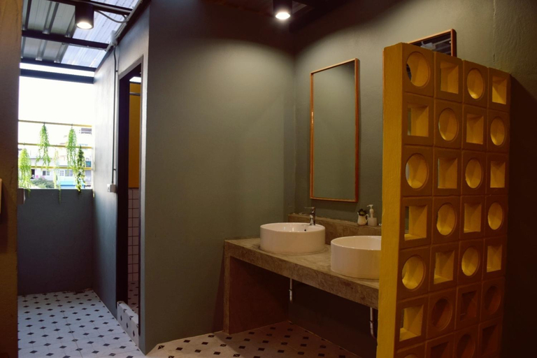 Bathroom 4, Bangpho Story, Bang Su