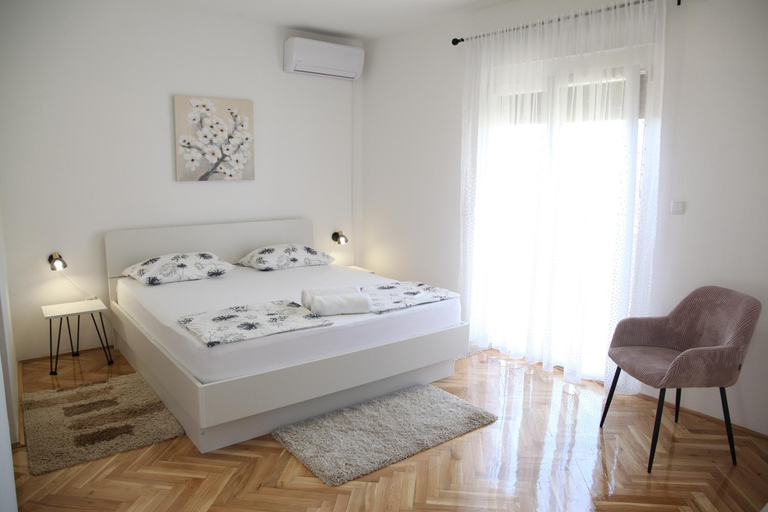 Bed, Rooms Kresan, Zadar