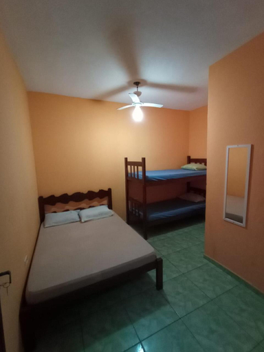 Bedroom 4, Pousada/suites Praia Grande III, São Vicente